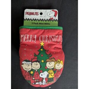 Peanuts Merry Christmas pair mini mitts kitchen pot holders Charlie Brown Snoopy